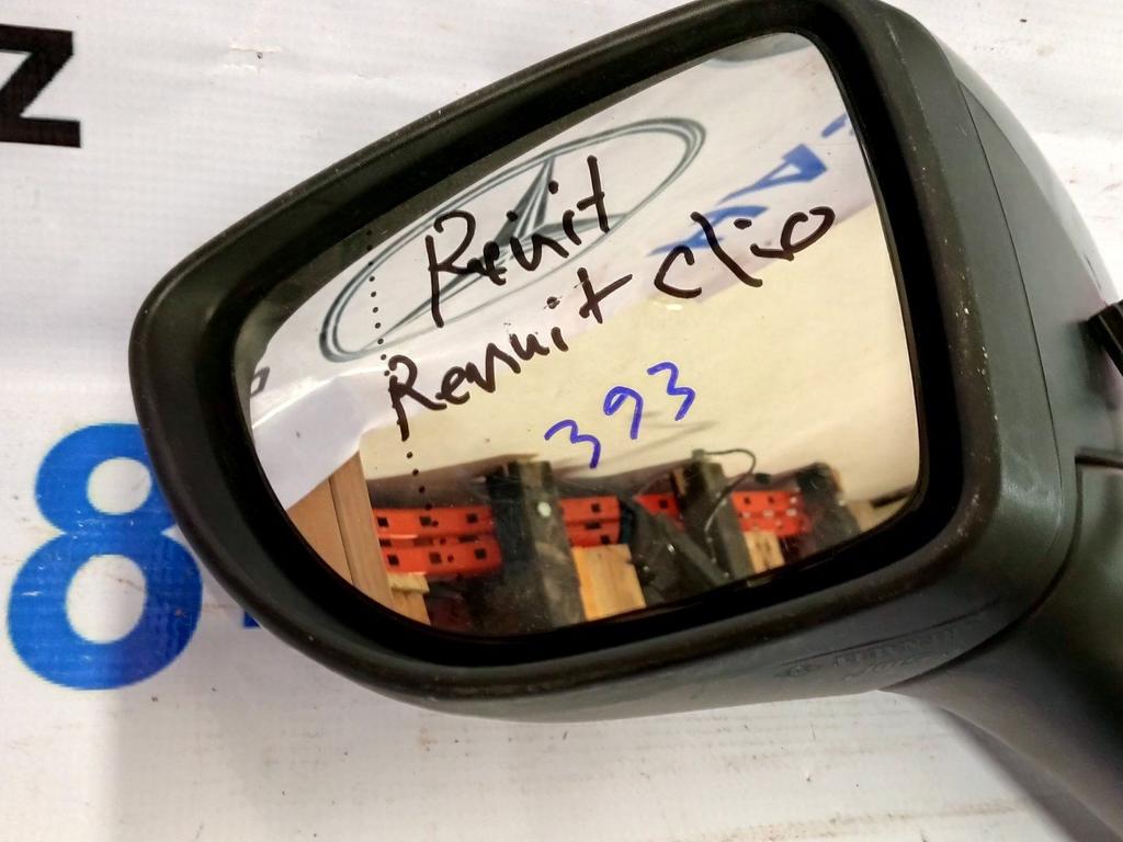 Buitenspiegel links van een Renault Clio, Renault, -, Utilisé, -