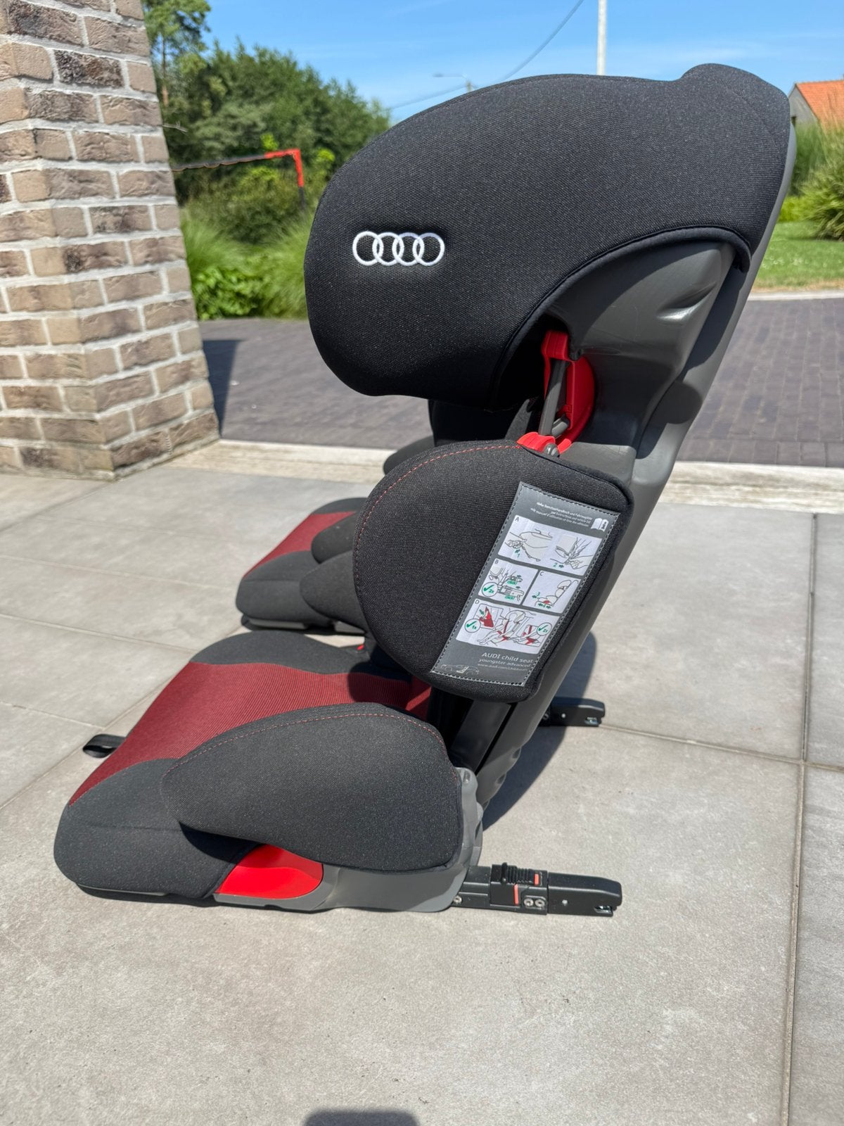 Audi kinderstoelen - 2 stuks beschikbaar, Kinderen en Baby's, Ophalen, Zo goed als nieuw, Isofix