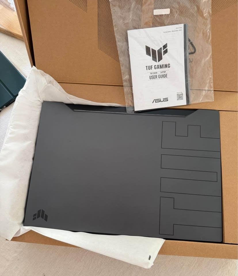 ASUS TUF Dash F15 FX516PR RTX 3070 Gaming laptop, Computers en Software, Met videokaart, ASUS, Ophalen of Verzenden, Zo goed als nieuw