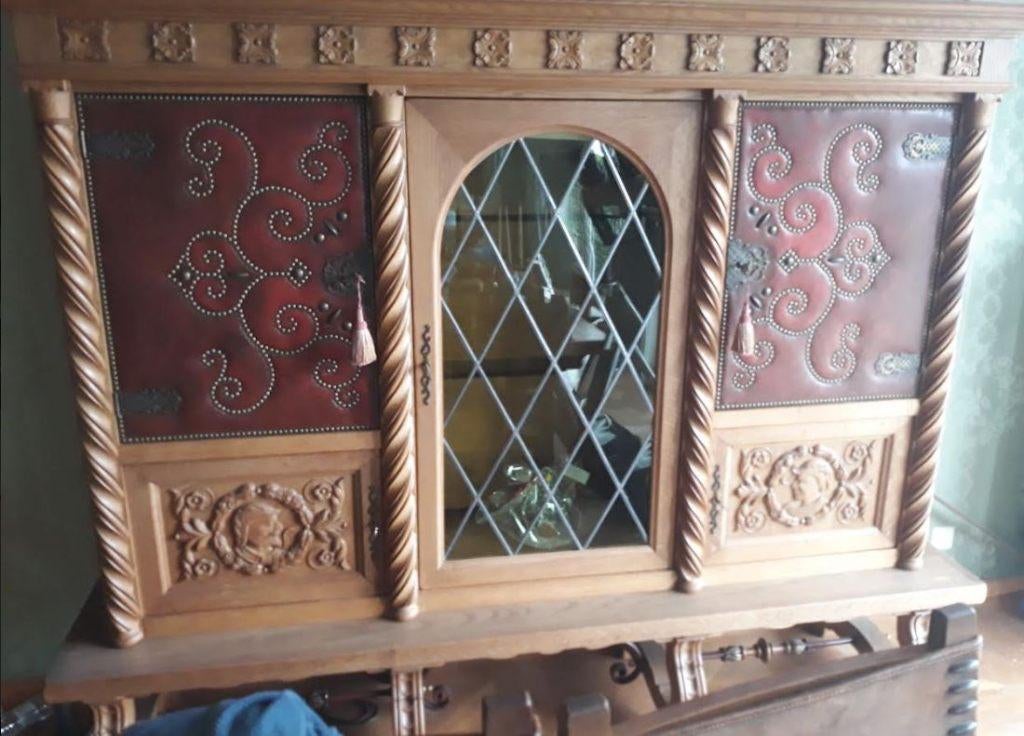 kast glas in lood, Enlèvement