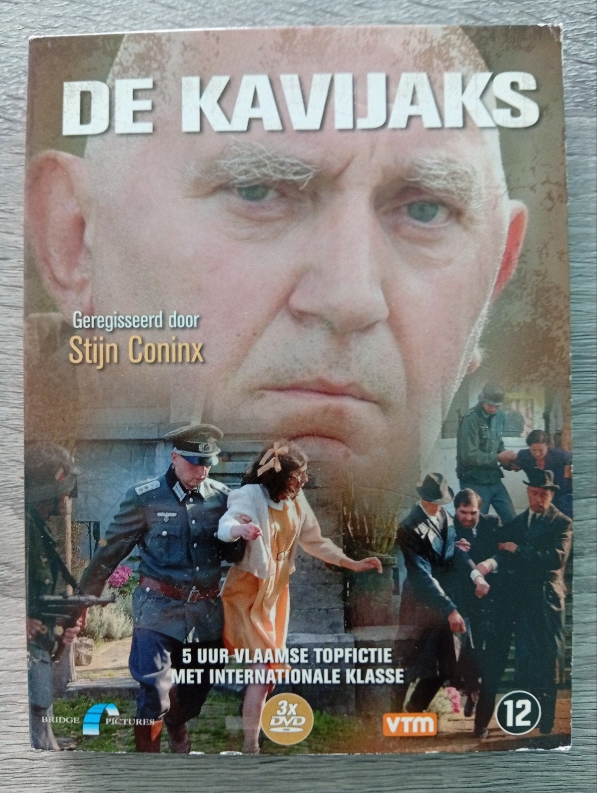 La série télévisée Kavijaks Jan Decleir, CD & DVD, DVD | TV & Séries télévisées, Comme neuf, Drame, Série complète, À partir de 12 ans