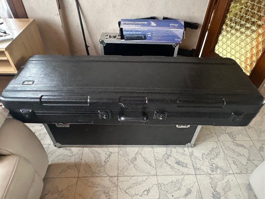 Te koop wegens stopzetting hobby, Muziek en Instrumenten, Behuizingen en Koffers, Ophalen, Gebruikt, Keyboard of Synthesizer, Flightcase