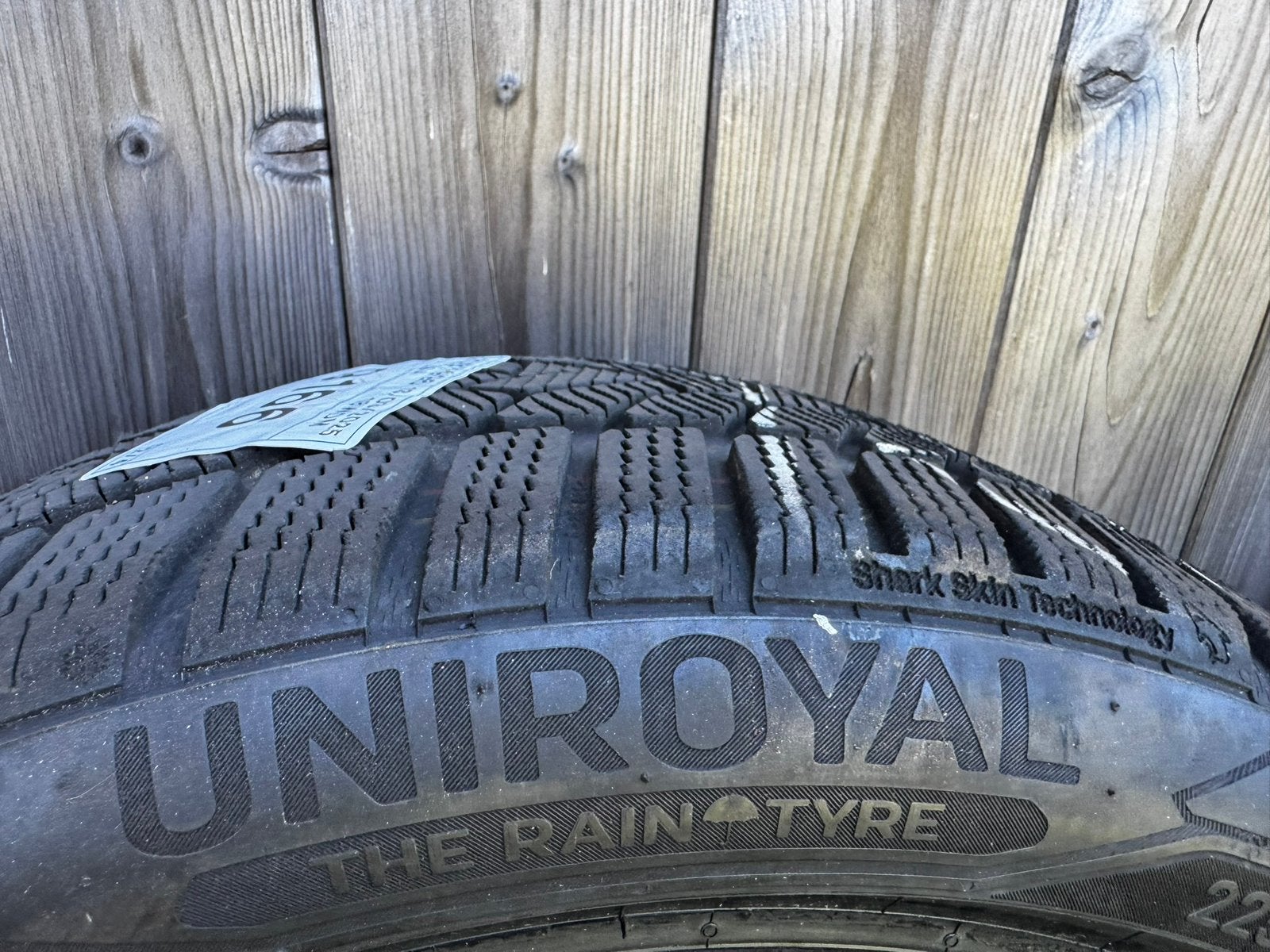4 nieuwe Uniroyal winterexpert winterbanden, Autos : Pièces & Accessoires, Neuf, Pneus hiver, Véhicule de tourisme, Enlèvement