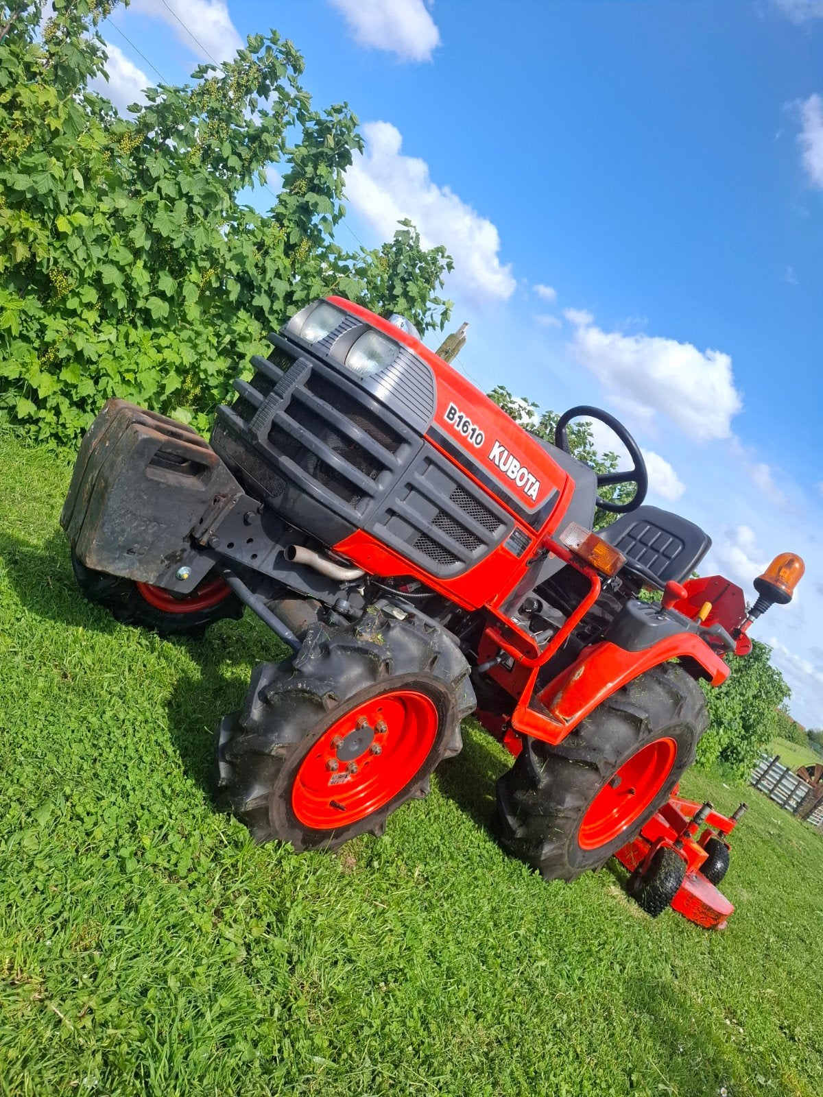 Kubota b1610., Ophalen