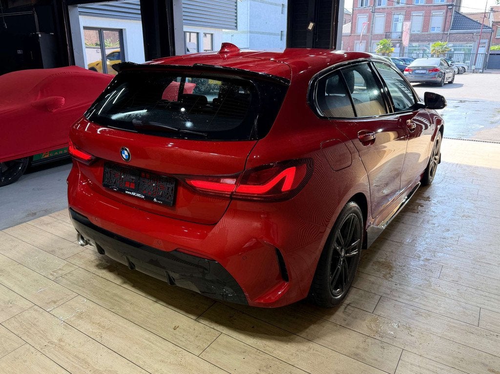 BMW 1 Serie 118 IA PACK M PERFORMANCE * GARANTIE 12 MOIS *, Automaat, 1 Reeks, Gebruikt, Euro 6