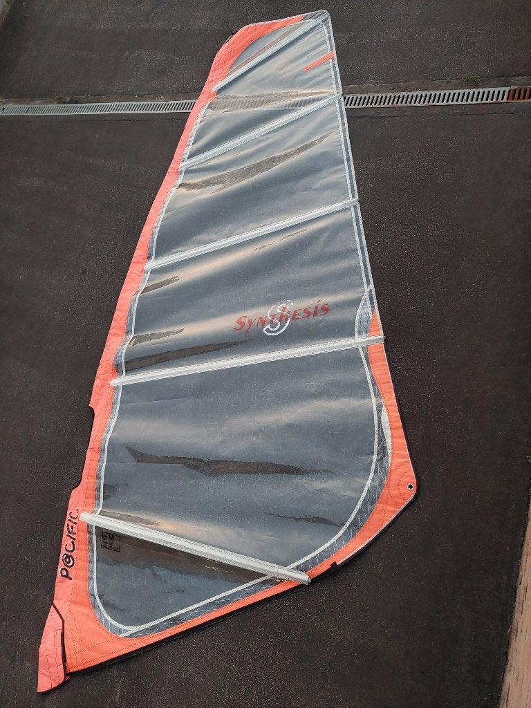 surfzeil Pacific 6,6m² + gratis giek, Watersport en Boten, Windsurfen, Ophalen, Gebruikt, Met giek, 6.5 m² tot 8 m²