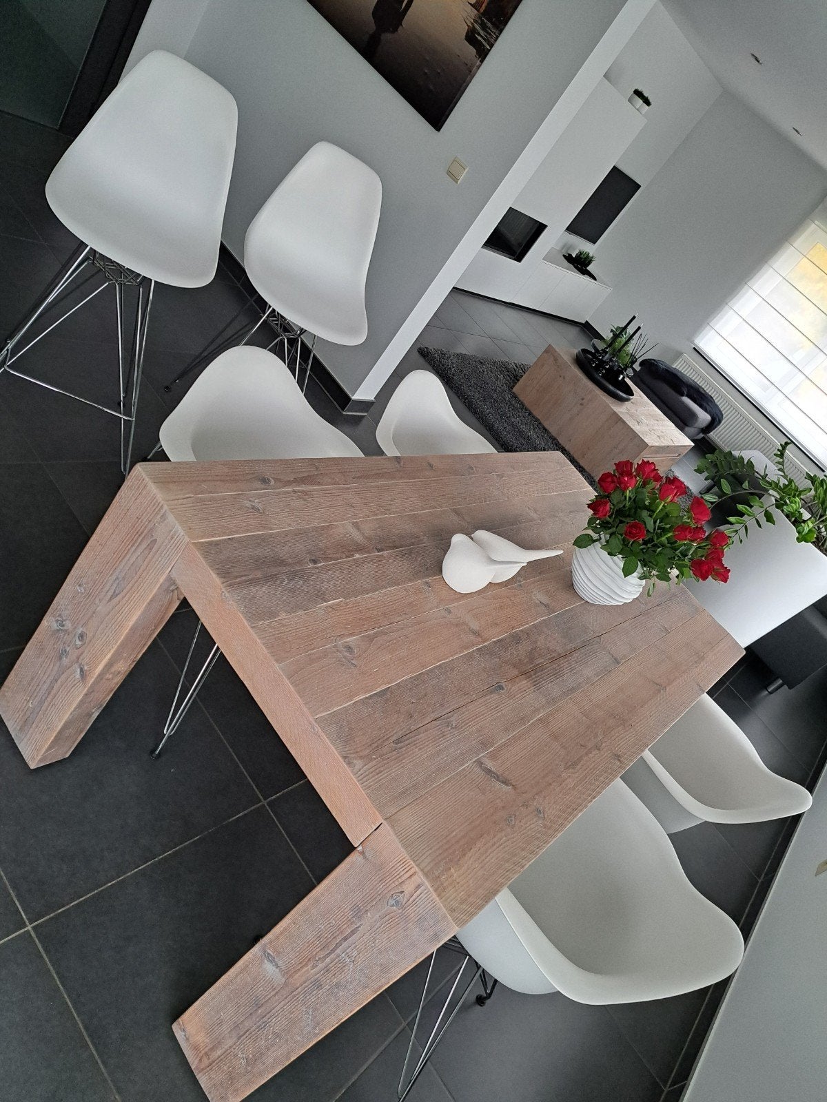 4 witte stoelen + 2 krukken  EAMES zeer goede staat, Ophalen, Zo goed als nieuw