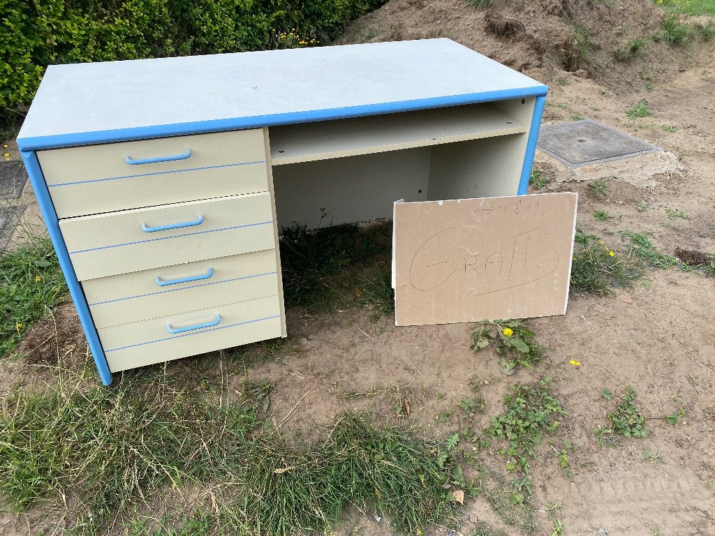 Bureau, Ophalen, Gebruikt, 120 tot 170 cm, Minder dan 70 cm