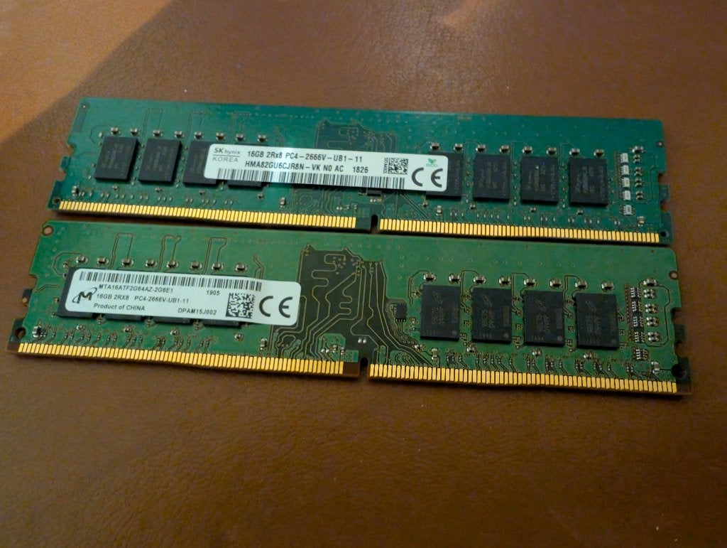 DDR4 32 GB (2*16) pc4-2666v-ub1-11, Gebruikt, 32 GB, DDR4, Ophalen of Verzenden