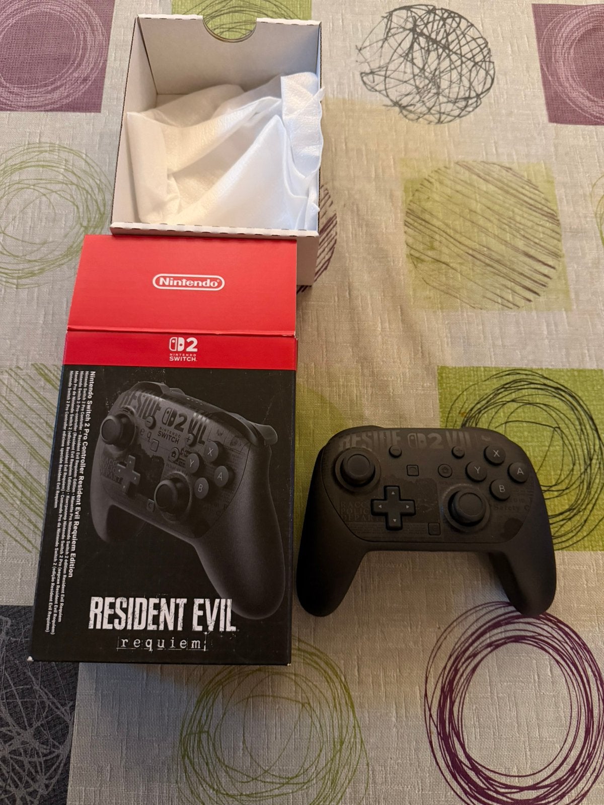Nintendo switch 2 pro controller resident evil, Games en Spelcomputers, Ophalen of Verzenden, Zo goed als nieuw