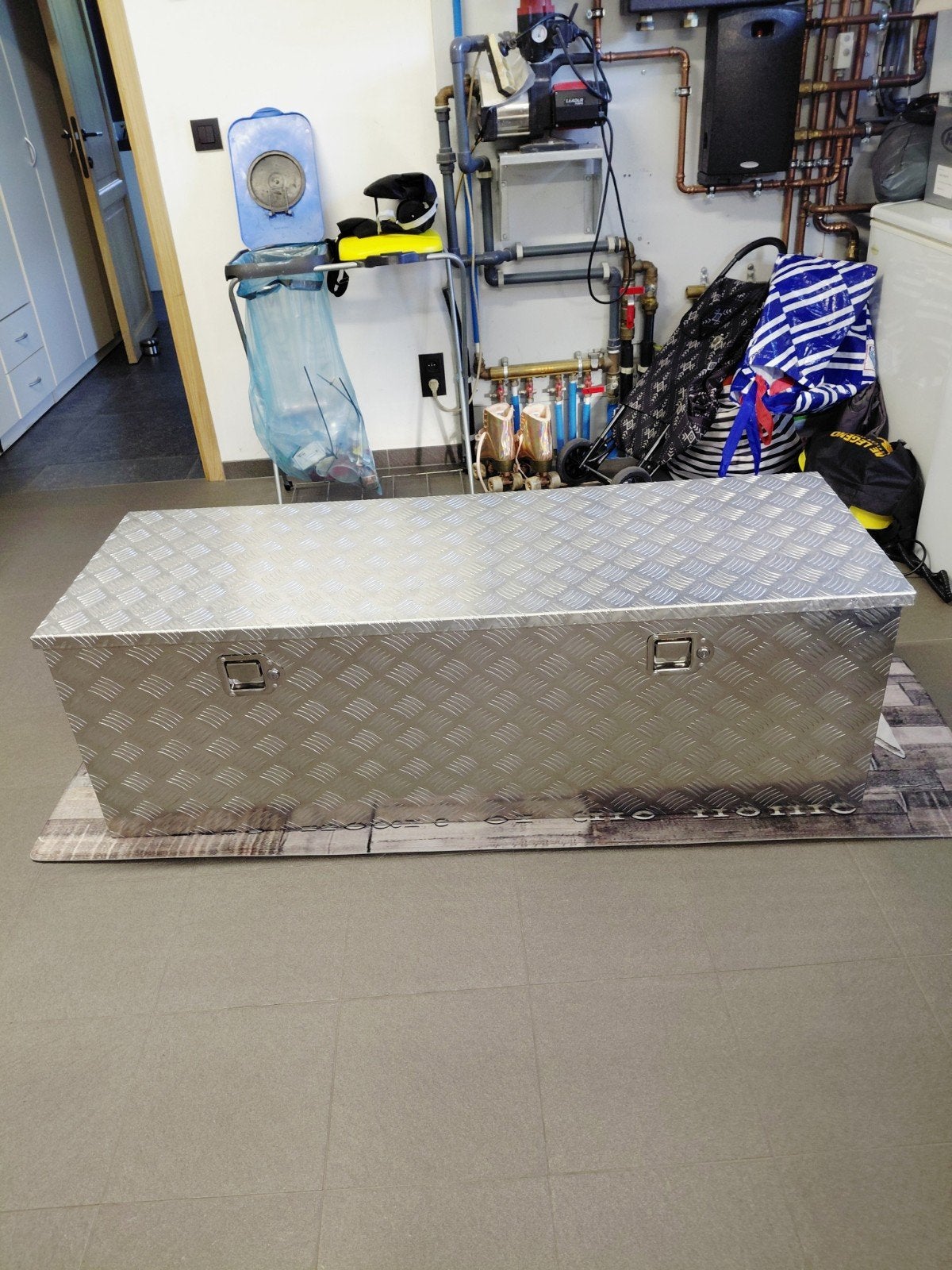 nouveau timon à plaque diamantée en aluminium avec serrures, Enlèvement