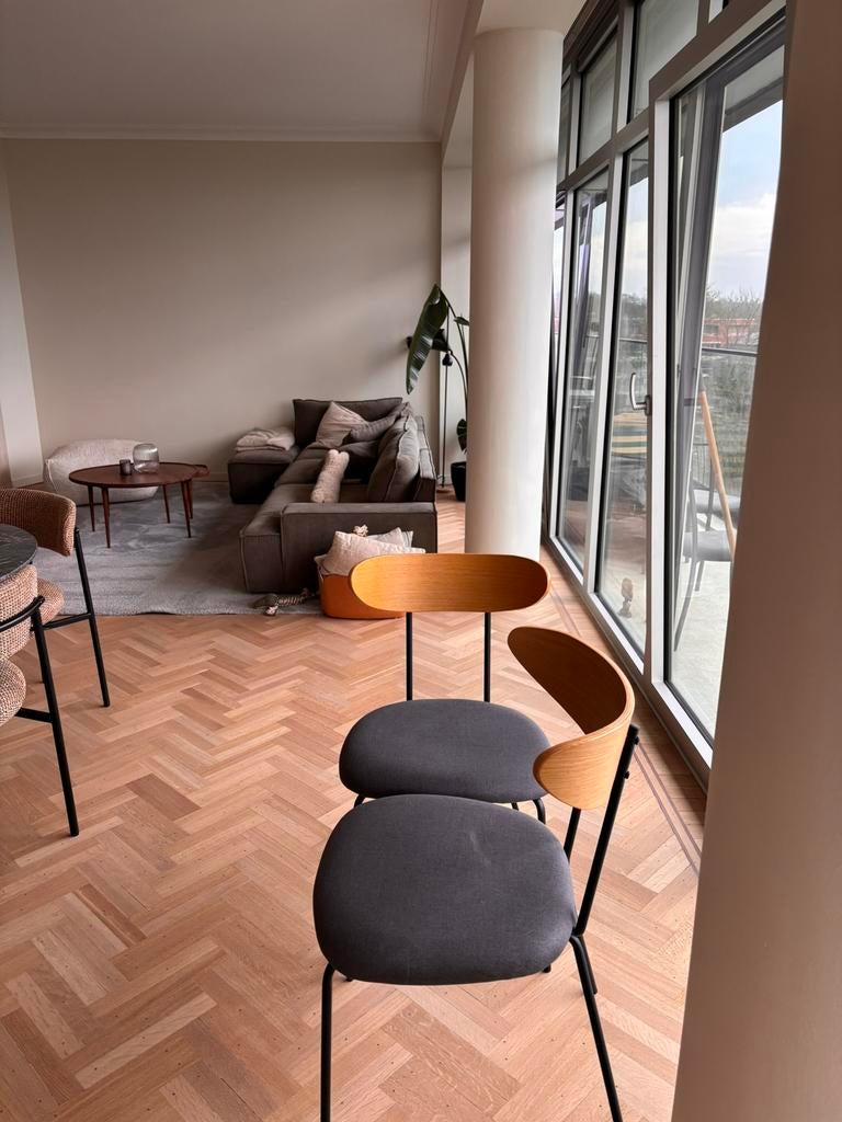 Chaise, Maison & Meubles, Ameublement | Revêtements de sol, Utilisé, Gris, Enlèvement