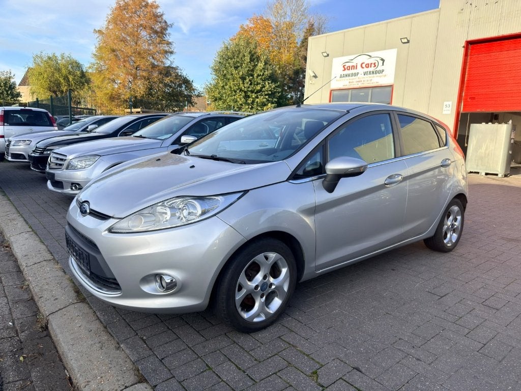 Ford Fiesta 1.2 essence année 2011 137000 km bon état, Autos, Achat, https://public.car-pass.be/vhr/5758e457-3e2f-4be6-8a59-e5b47ca0eea7