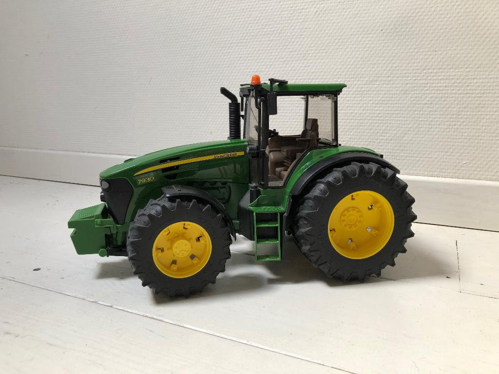 Speelgoed tractor, Ophalen, Zo goed als nieuw