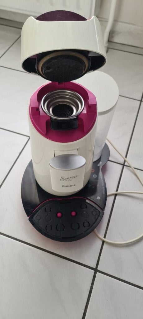 Machine a café senseo, Réservoir d'eau amovible, Utilisé, Dosettes et capsules de café, 2 à 4 tasses
