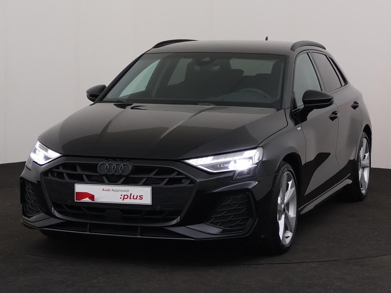 Audi A3 Sportback 30 TFSI Business Edition S line S tronic, Automaat, https://public.car-pass.be/vhr/7eace91d-ffed-4d81-9486-5cea8fe7f0fe