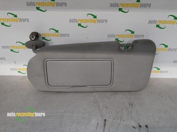 Pare-soleil d'un Kia Sorento, Kia, -, -, 3 mois de garantie