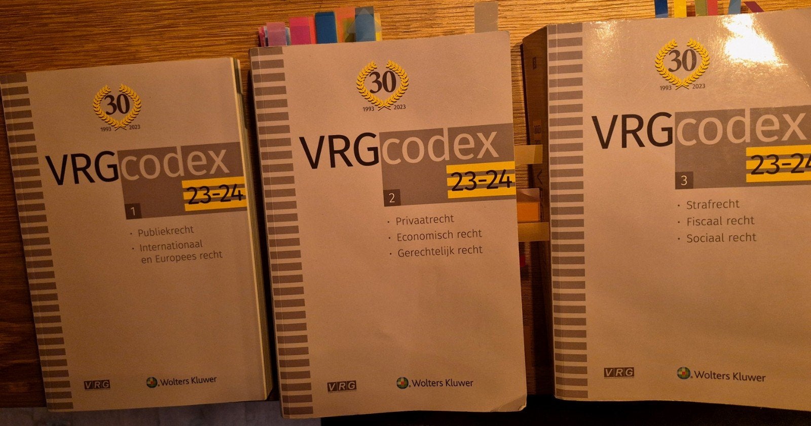 VRG Codex 2023-2024 Wolters Kluwer 3 delen samen, Ophalen