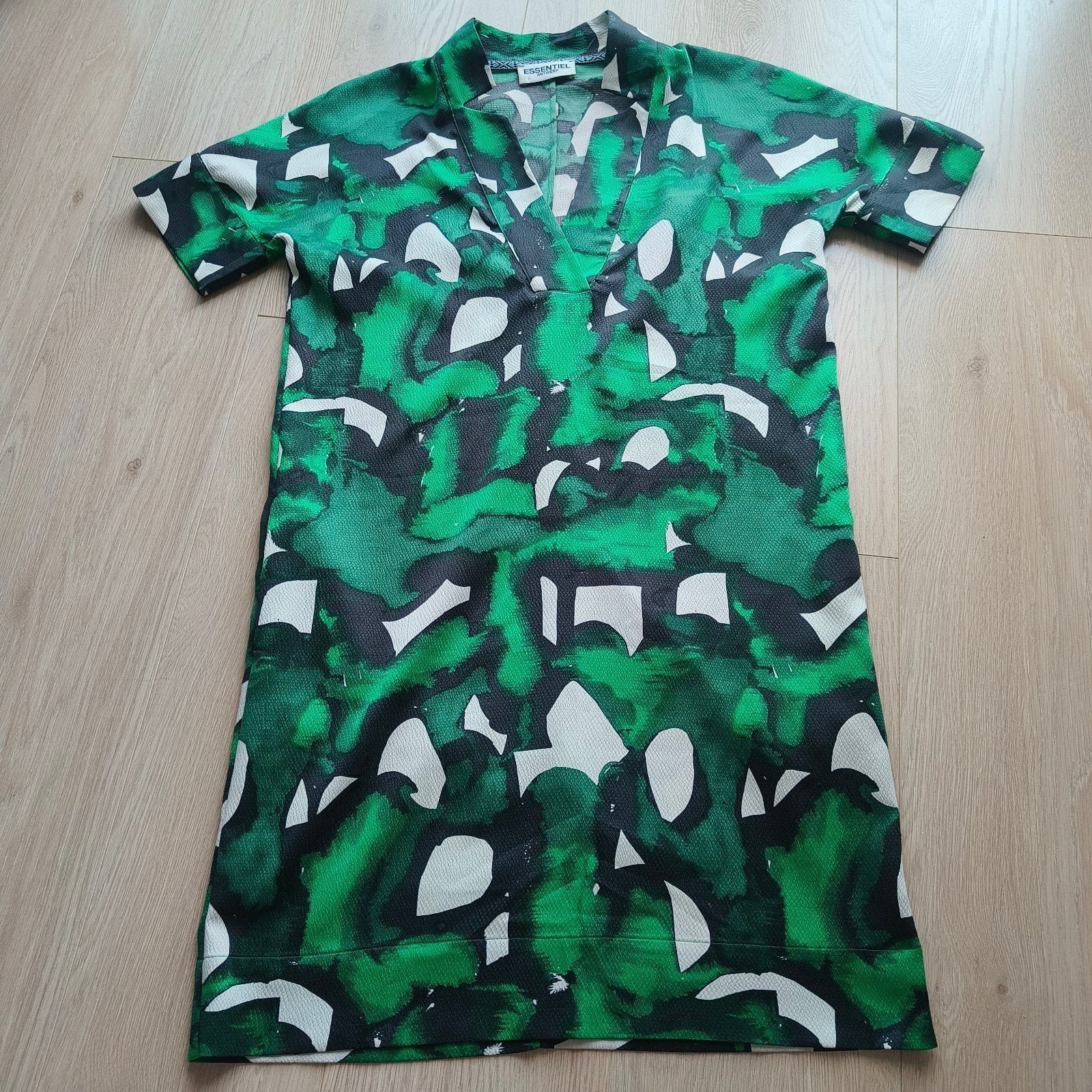 jurk Essentiel 36, Ophalen of Verzenden