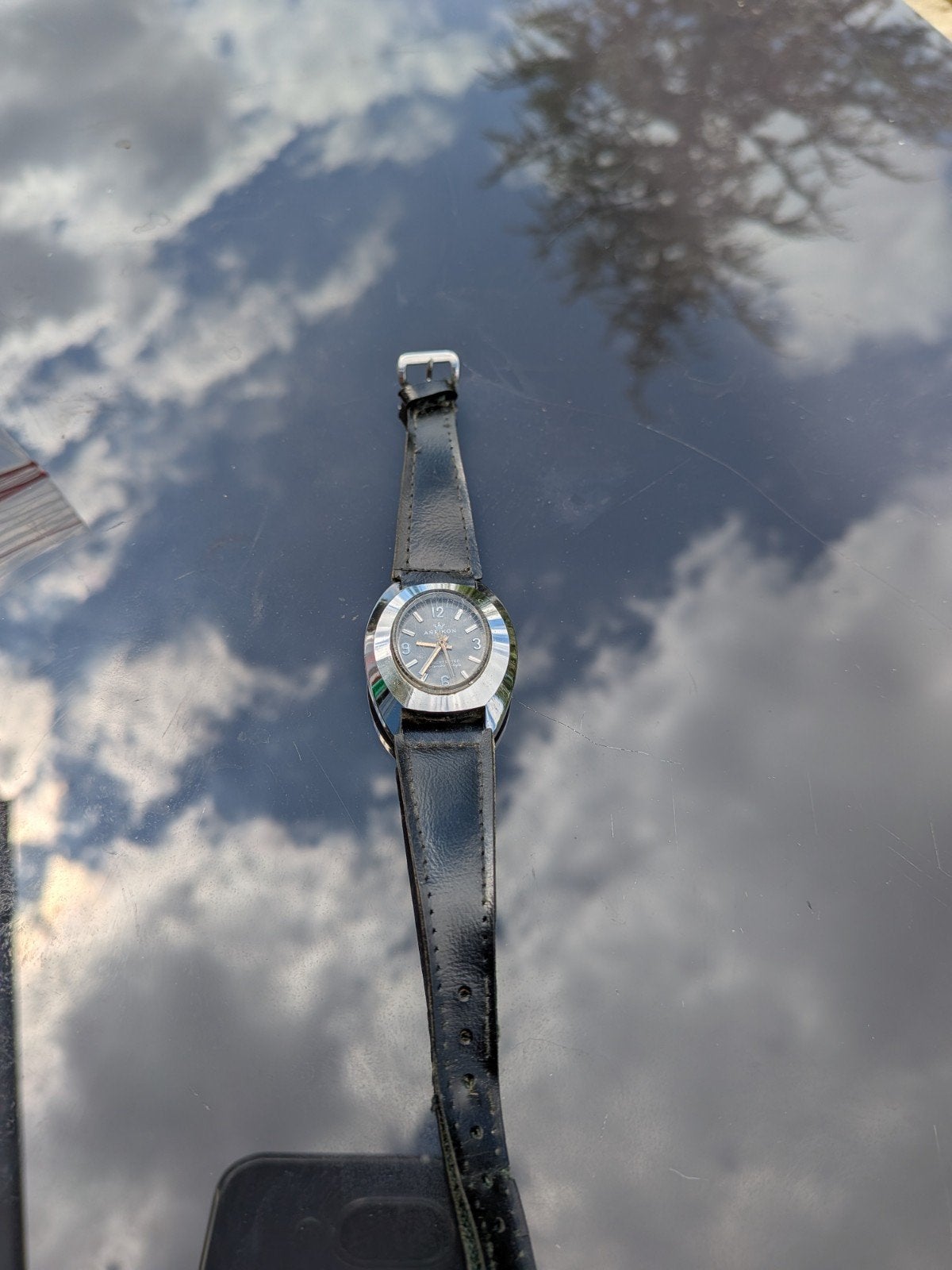 ASEIKON Vintage horloge - Rado Style - Voor onderdelen, Leer