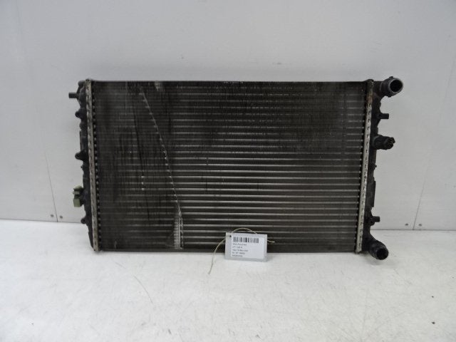RADIATEUR EAU Volkswagen Polo IV (9N1 / 2/3), Autos : Pièces & Accessoires, Volkswagen, Mevr. I. Hauben, Utilisé, Rue de l'Espoir 34 34
4030  GRIVEGNÉE, BE