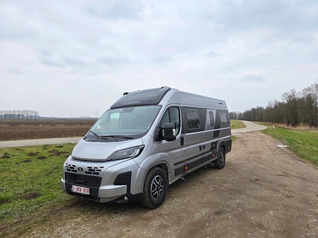 Campervan Fiat Adria, Caravans en Kamperen, Automaat, Chemisch toilet, Fiat, Tot en met 2