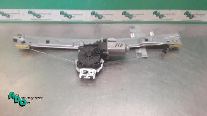 Mécanique vitre 4portes avant droite d'un Peugeot 207 (207, -, 3 mois de garantie, Utilisé, -