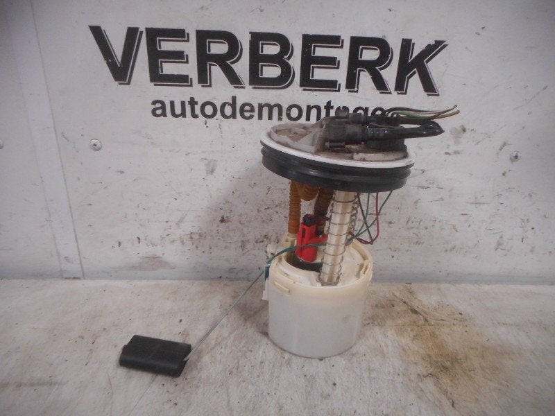 POMPE CARBURANT ELECTRIQUE Ford Fusion (01-2002/12-2012), Autos : Pièces & Accessoires, Henry-Ford-Straße  1
50735  Köln, DE, Ford-Werke GmbH