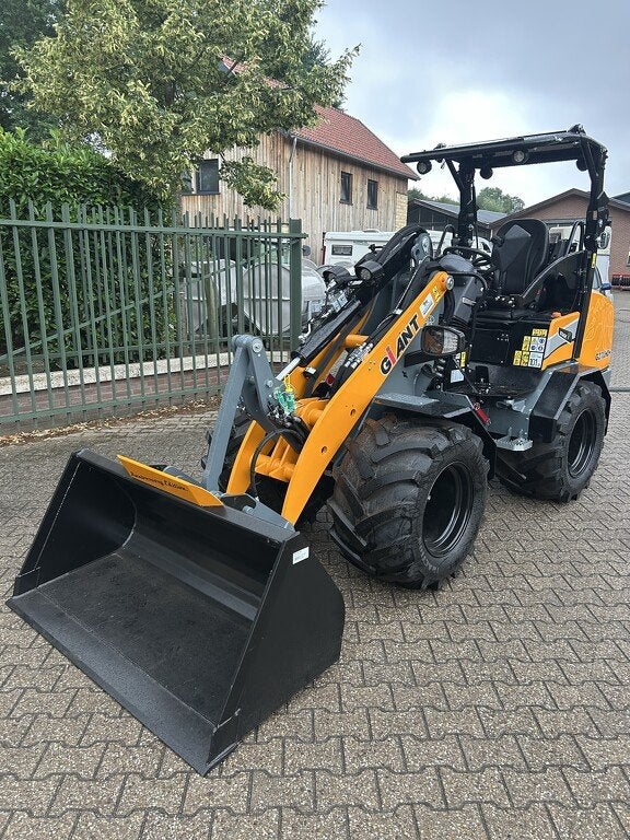 Giant G2700 HD+ Limited Edition, Tobroco, Info@tobroco.nl, Sprendlingenstraat 57
5061 KM  Oisterwijk, NL, Chargeuse sur pneus ou Chouleur