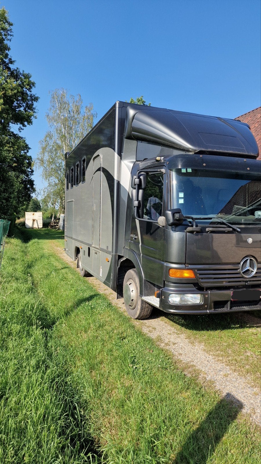 Paardencamion Mercedes 4 paarden, Enlèvement