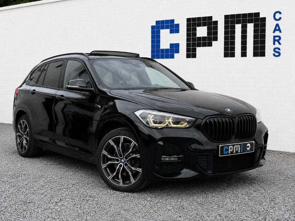 BMW X1 PHEV 25e * M-PACK * BTW /TVA * PANO * CAMERA * HDUP *, Zwart, Leder, Bedrijf, 5 zetels