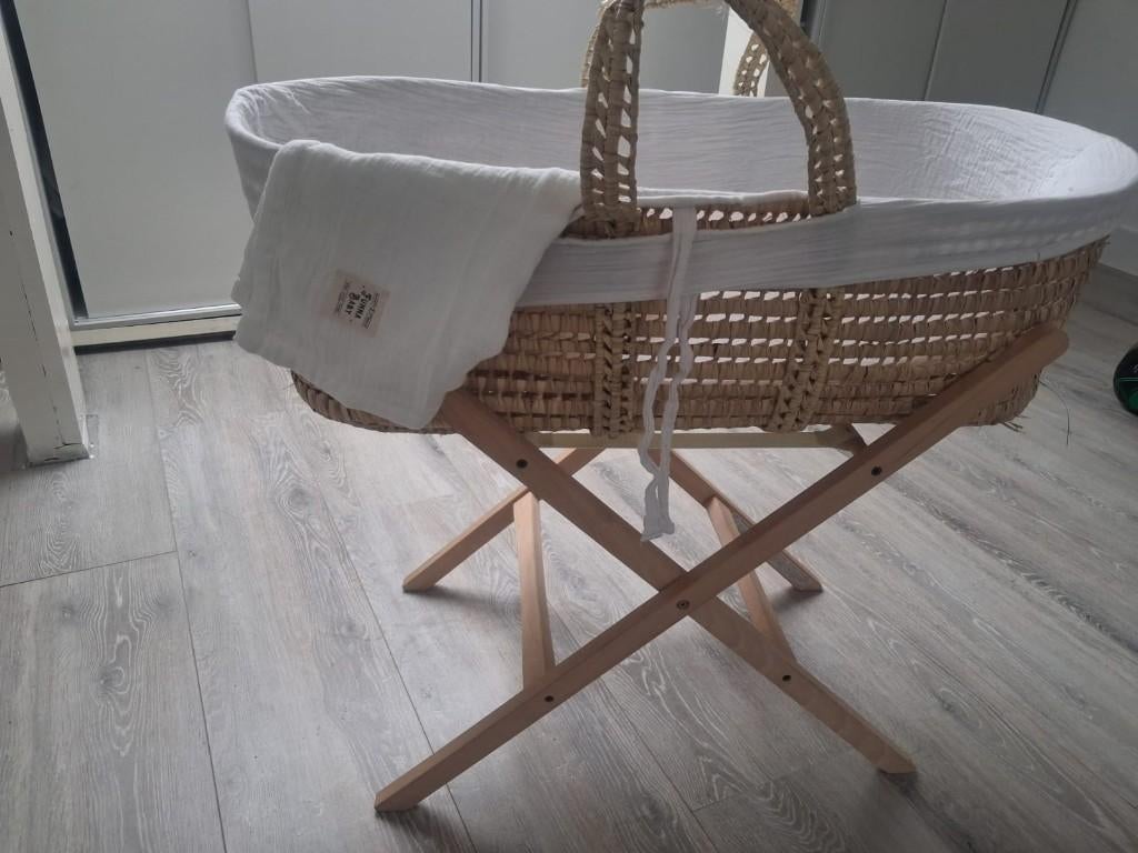 Mozes mandje, Ophalen, Zo goed als nieuw, Matras