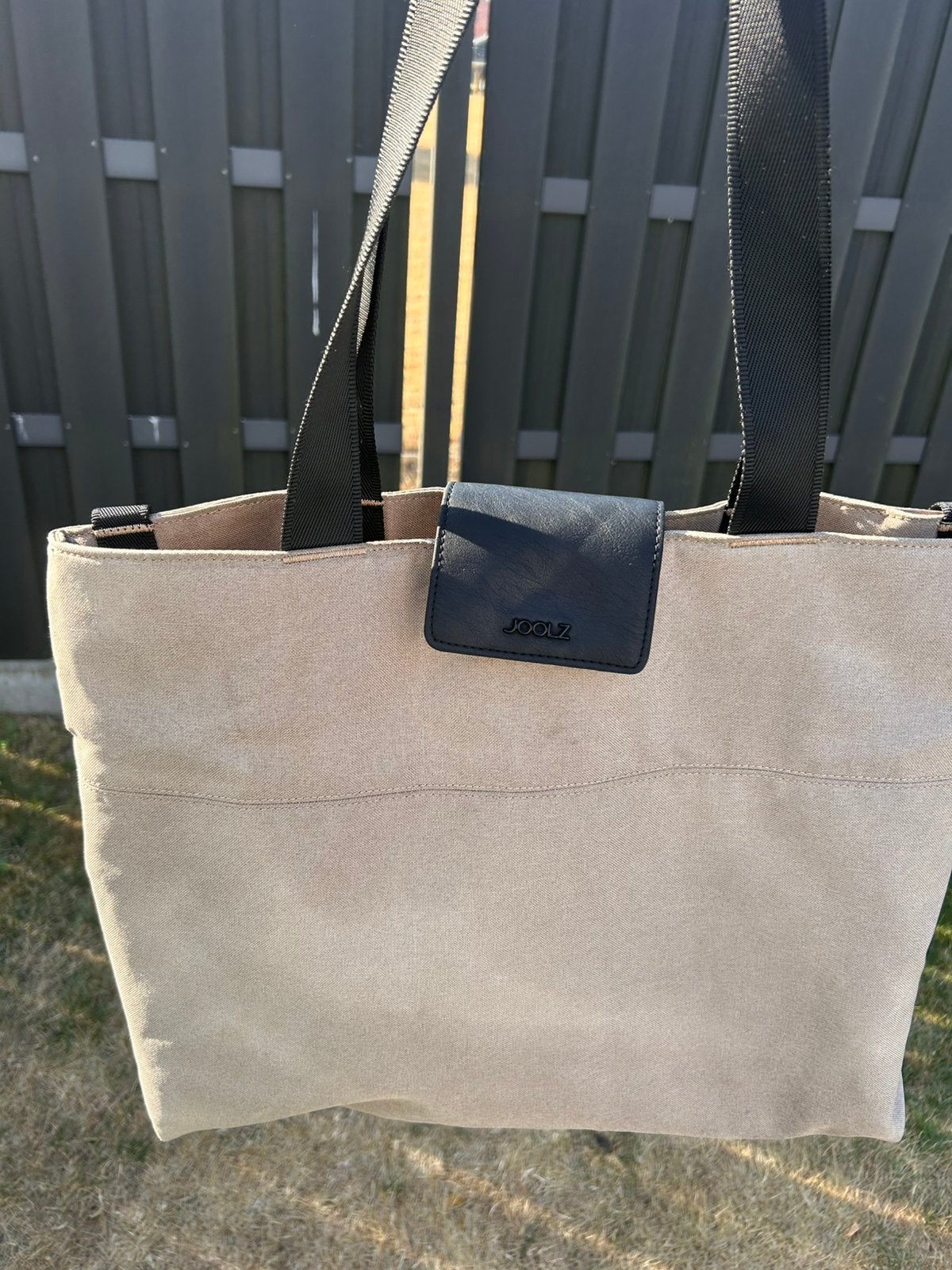 Joolz verzorgingstas taupe met verzorgingsmatje, Enfants & Bébés, Sac à langer bébé, Joolz, Sac à langer, Comme neuf, Enlèvement