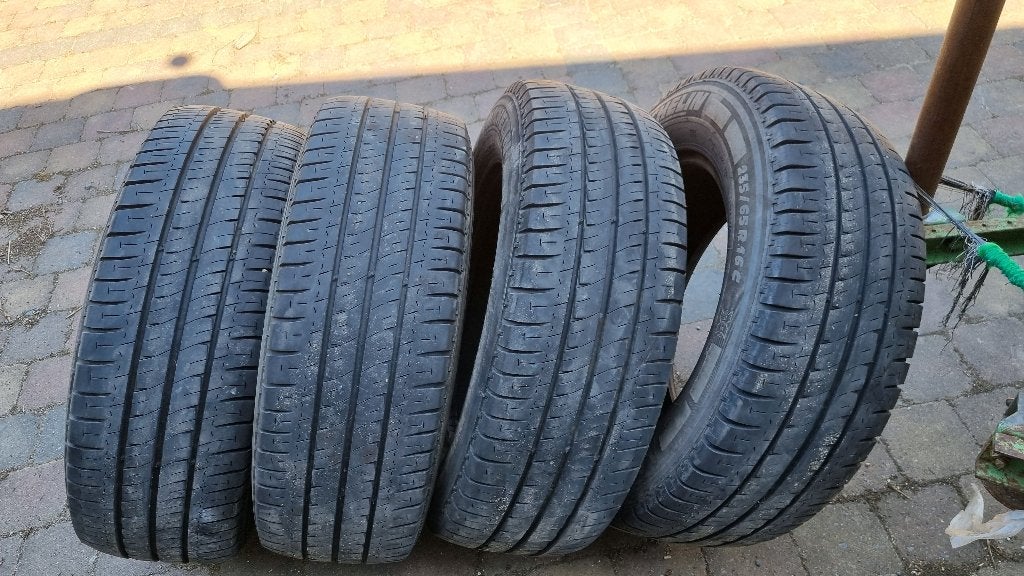 Pneus 235x65x16 115, 16 pouces, Pneus été, Véhicule utilitaire, Pneu(s)