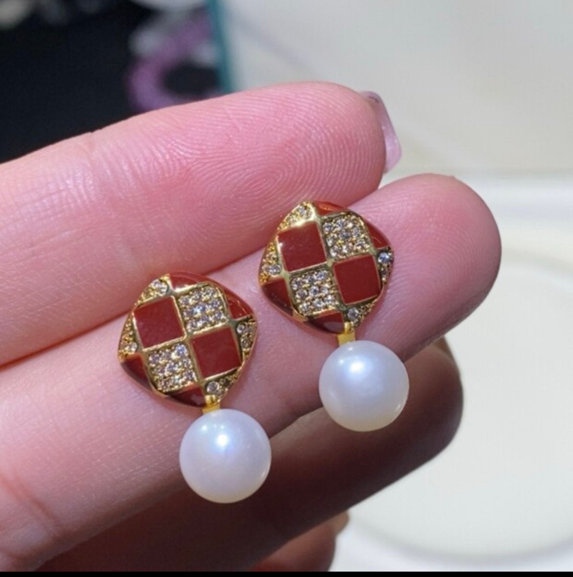 Boucles d'oreilles perles et zircon motif damier 925, Enlèvement ou Envoi, Avec strass, Argent, Neuf