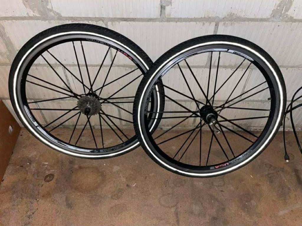 26" mtb velgen met nog goede banden, Fietsen en Brommers, Fietsonderdelen, Ophalen