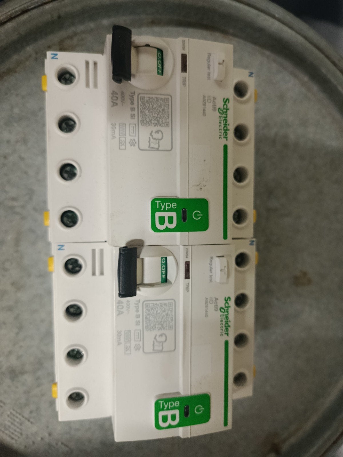 Schneider Acti9 iID Type B-SI 40A 30mA 4P – A9Z61440, Enlèvement ou Envoi, Neuf, Schneider Electric, Interrupteur différentiel