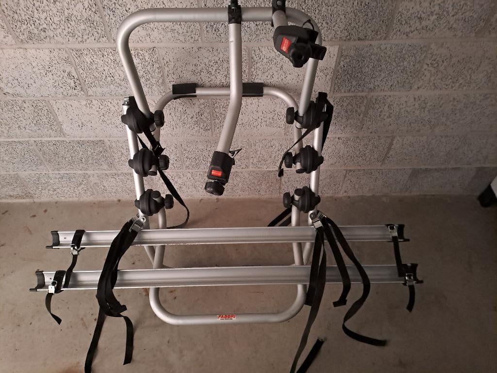 Fietsdrager, Brede banden, Zo goed als nieuw, 2 fietsen, Achterklepdrager