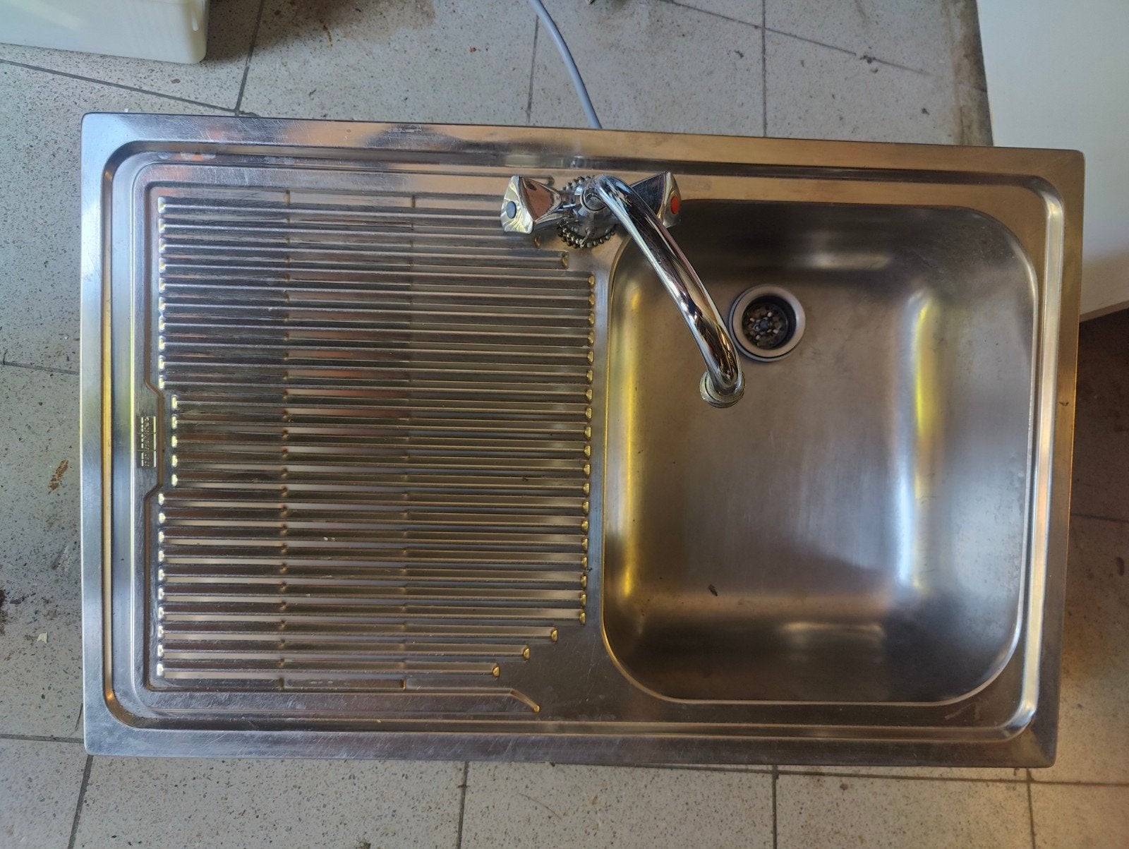Wasbak met kraan, Huis en Inrichting, Keuken | Keukenelementen, Ophalen