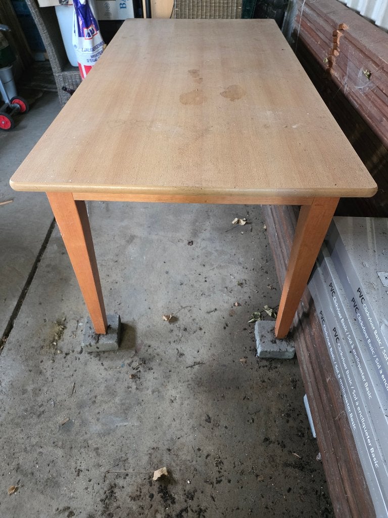 table de cuisine, 150 à 200 cm, Cinq personnes ou plus, Enlèvement, Utilisé