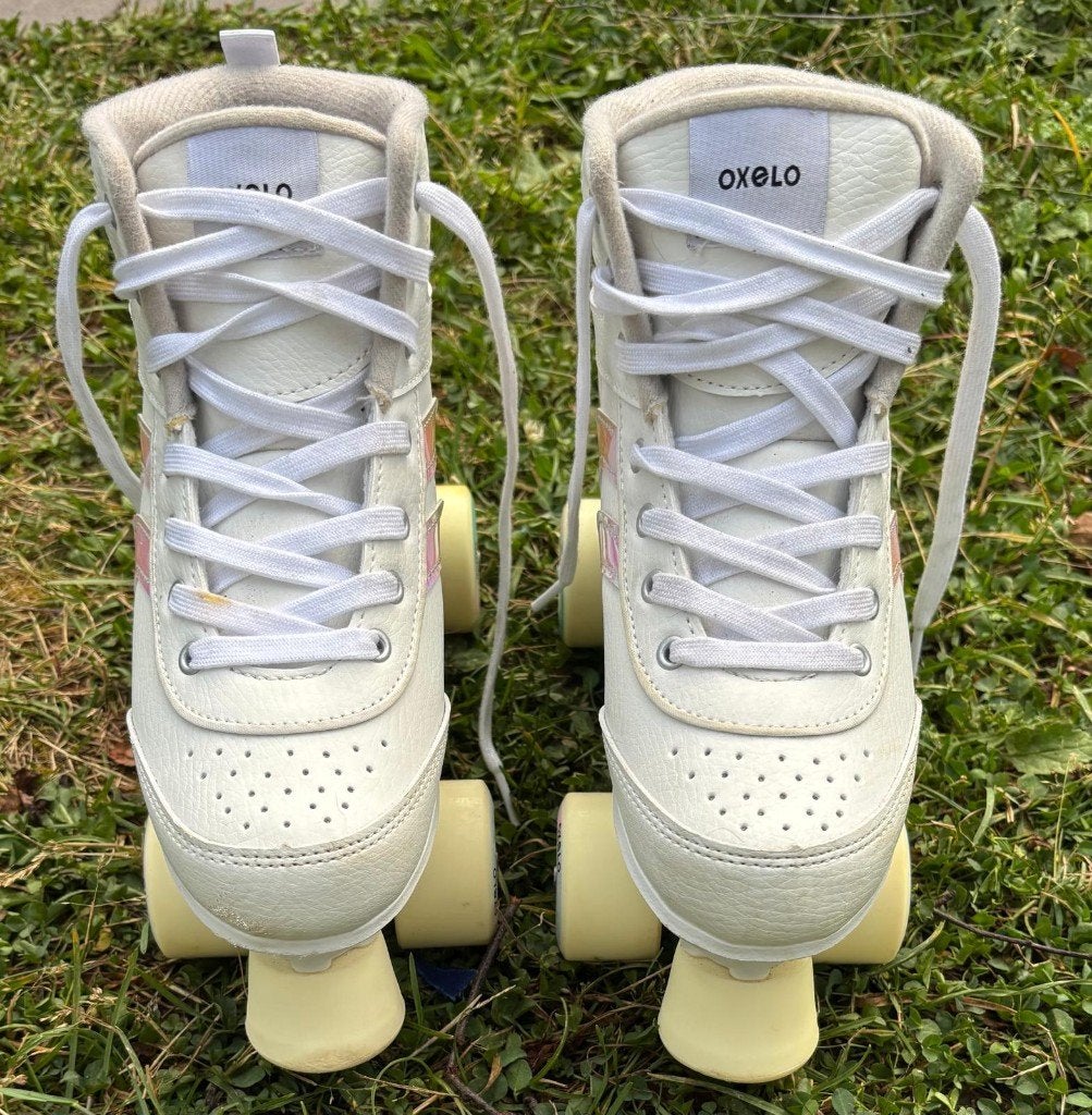 Oxelo retro rolschaatsen wit/roze – weinig gebruikt, Enfants & Bébés, Jouets | Extérieur | Patins à roulettes, Utilisé, Enfants