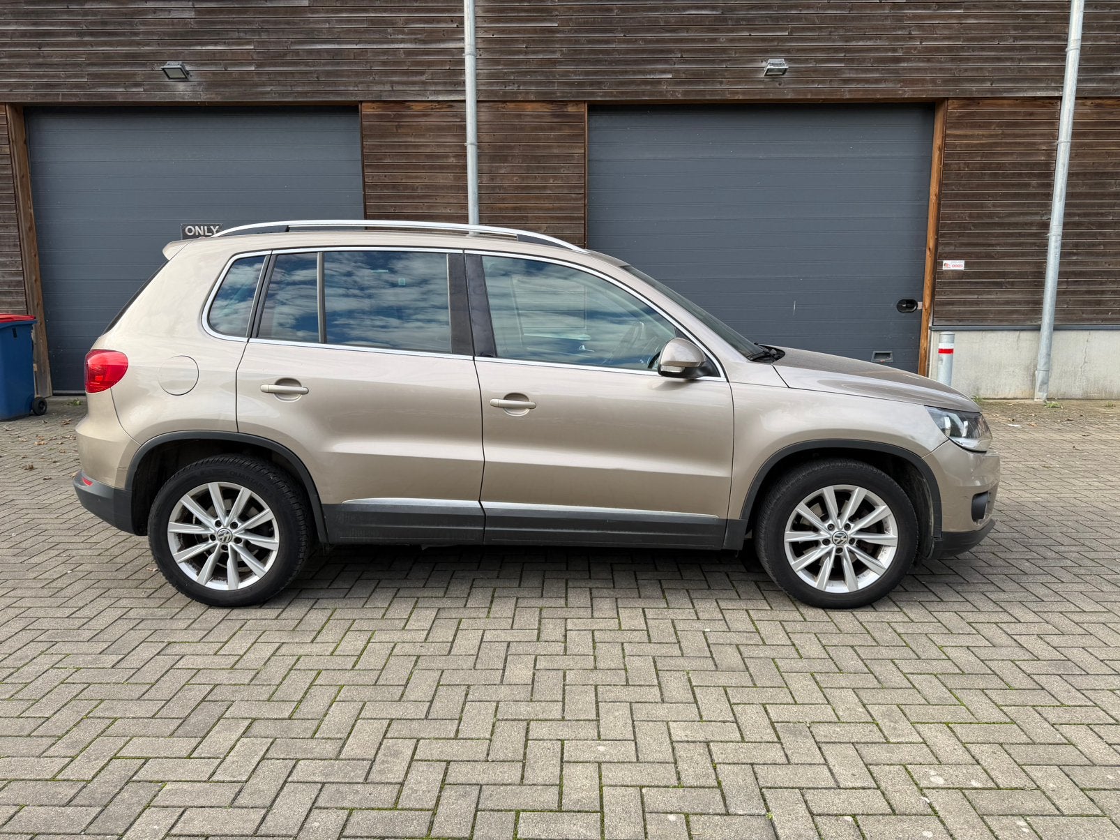 Vw Tiguan 1.4 FSI, Achat, Entreprise, Beige, https://public.car-pass.be/vhr/f5b4122f-fe70-4d13-8256-41a9ac5a8cd0