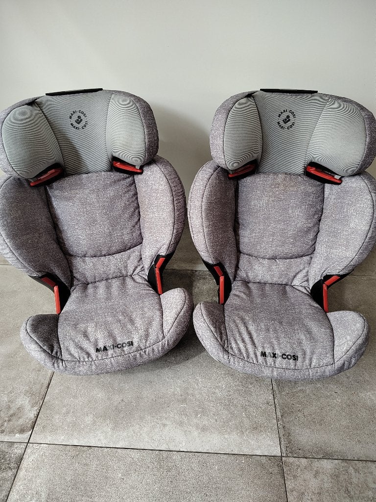Maxi cosi Rodifix autostoel groep 2/3 - 2 beschikbaar, Verstelbare rugleuning, Gebruikt, 15 t/m 36 kg, Ophalen of Verzenden