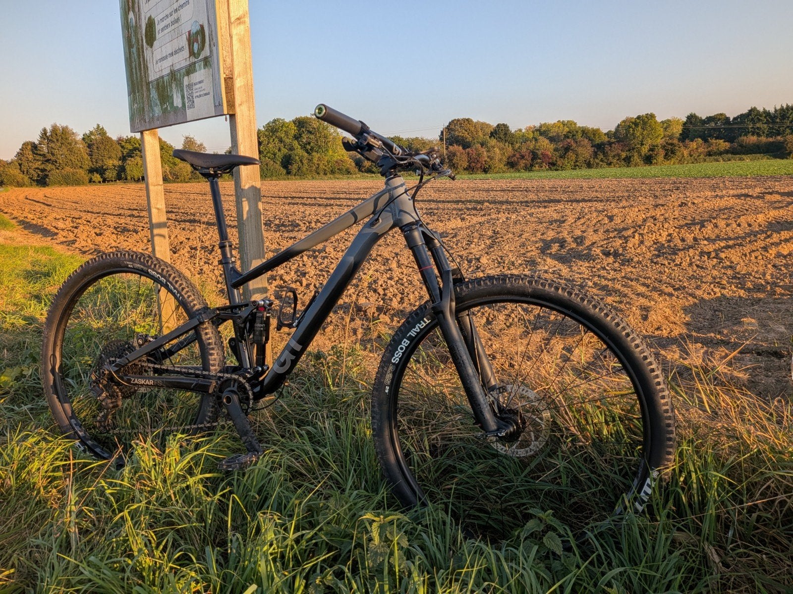 GT Zaskar FS Sport Alu - 29" - M - mod 2024 - TBE, Vélos & Vélomoteurs, Autres marques, Comme neuf, Enlèvement, VTT tout suspendu