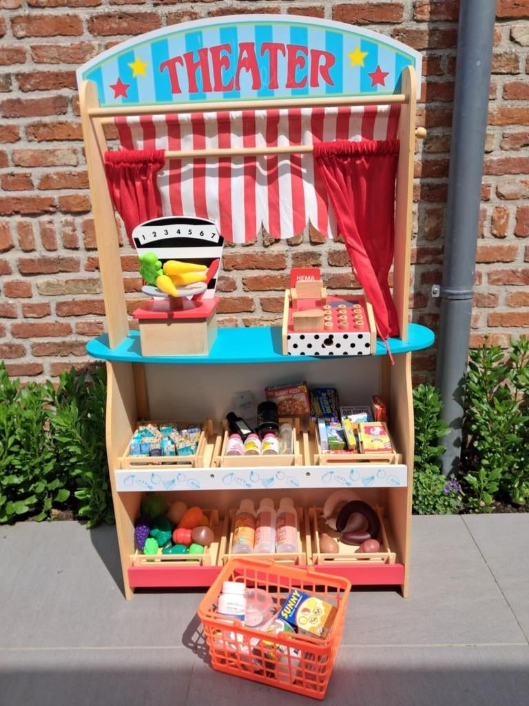 winkeltje / poppenkast, Ophalen of Verzenden, Meubelstuk of Keukentje