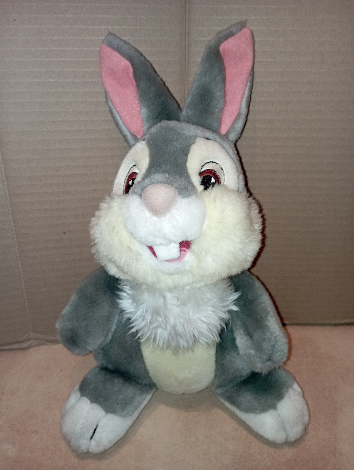 Knuffel Disney Bambi, Kinderen en Baby's, Speelgoed | Knuffels en Pluche, Disney, Grijs, Konijn, Ophalen of Verzenden