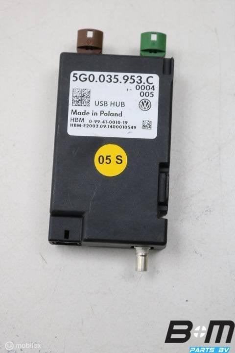 USB hub + spanningsomvormer VW Golf 7 5G0035953C, Utilisé