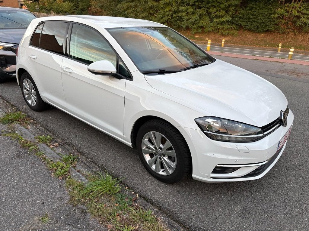 VW Golf parfaite état, pas d’accident , 90.000km, Autos, Achat, Euro 6, Boîte manuelle, Entretenue par le concessionnaire