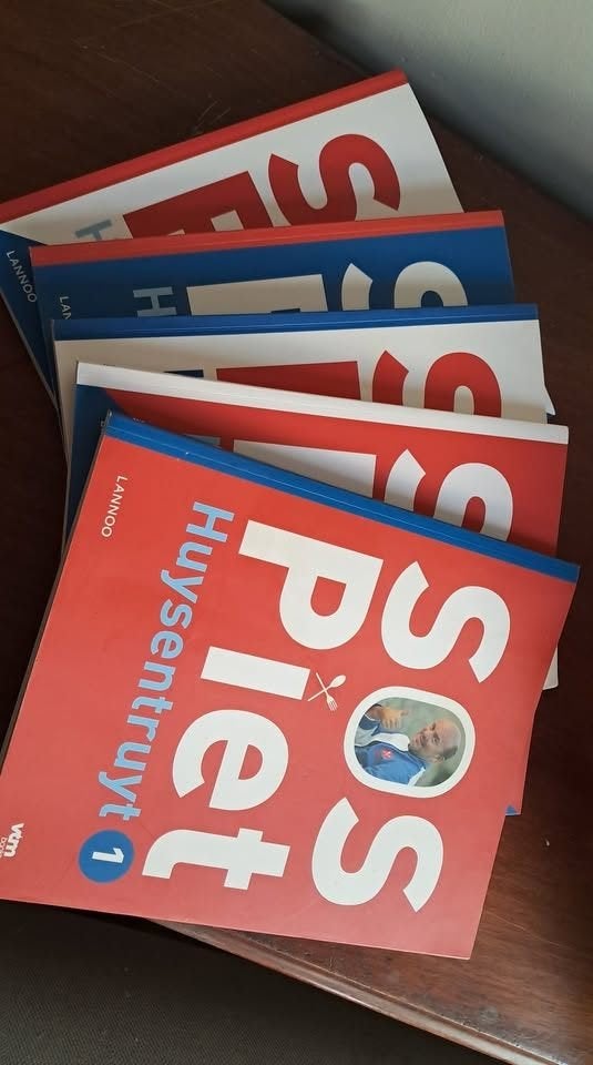 5 kookboeken SOS Piet, Boeken, Ophalen of Verzenden, Zo goed als nieuw, Piet Huysentruyt, Europa