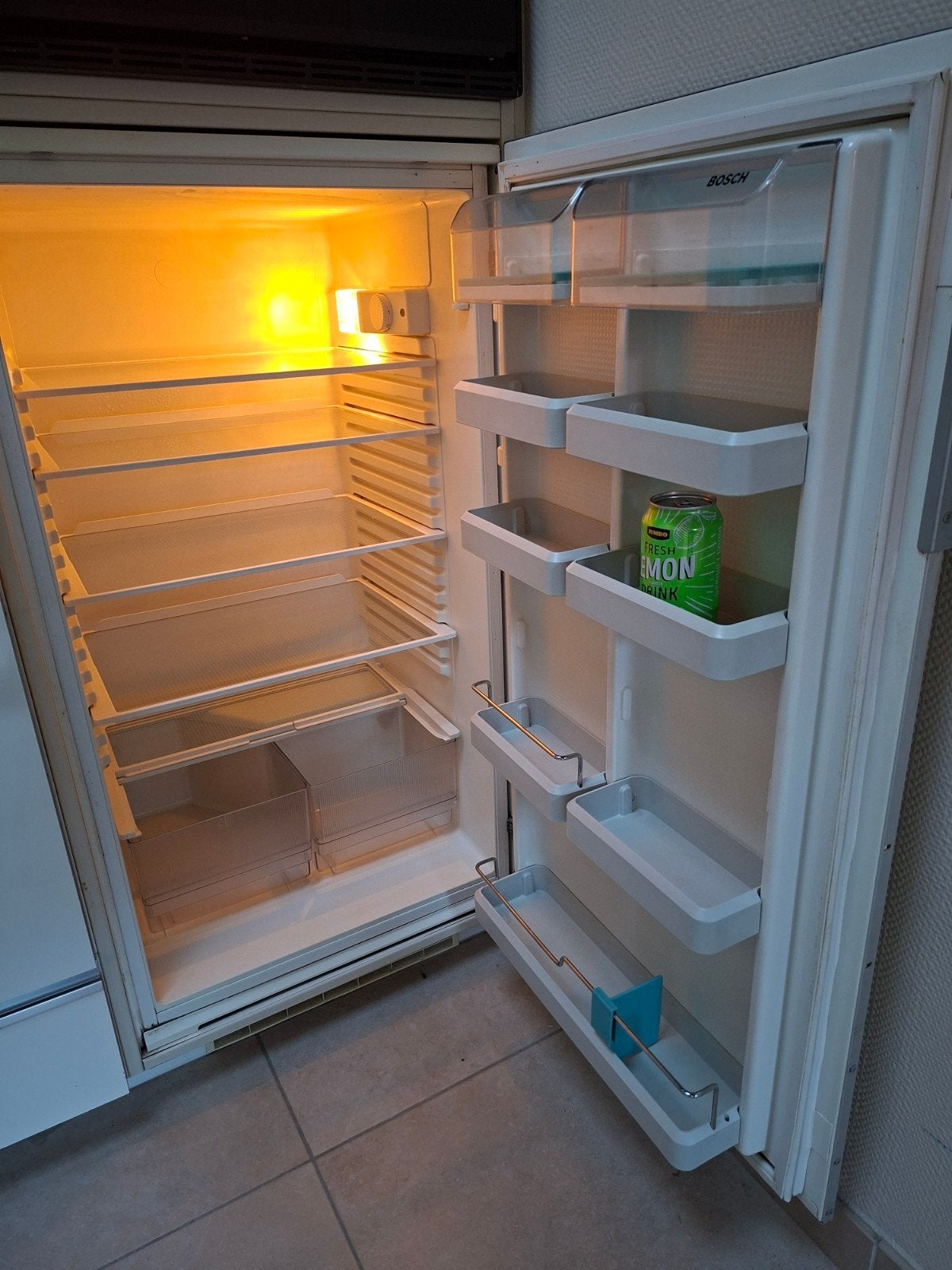 keukentoestellen ijskast, afwasmachine, kookvuur, oven, damp, Ophalen, Gebruikt